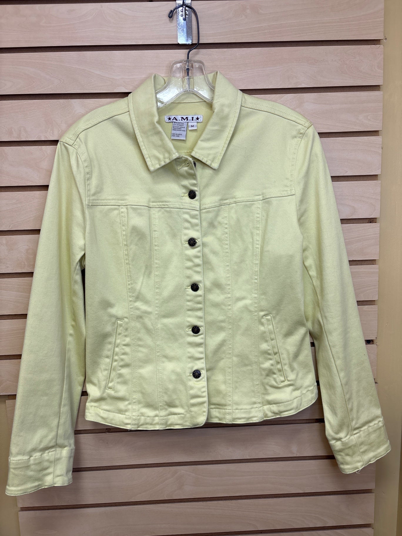 A.M.I. Jacket Light Yellow
