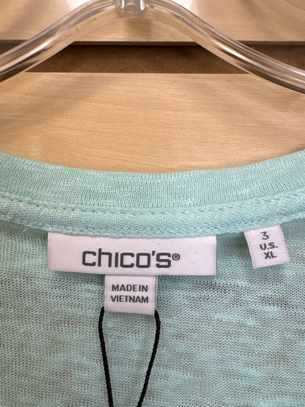 NWT Chico's Top Mint green